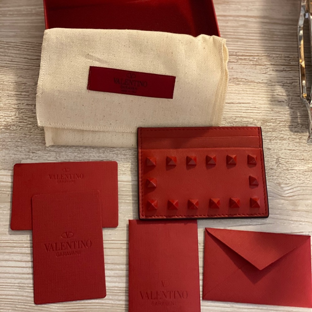 Valentino Garavani stud card holder